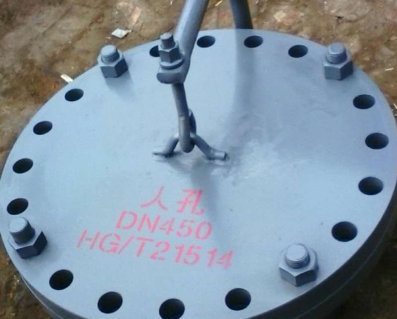 DN450水（shuǐ）平吊蓋人孔
